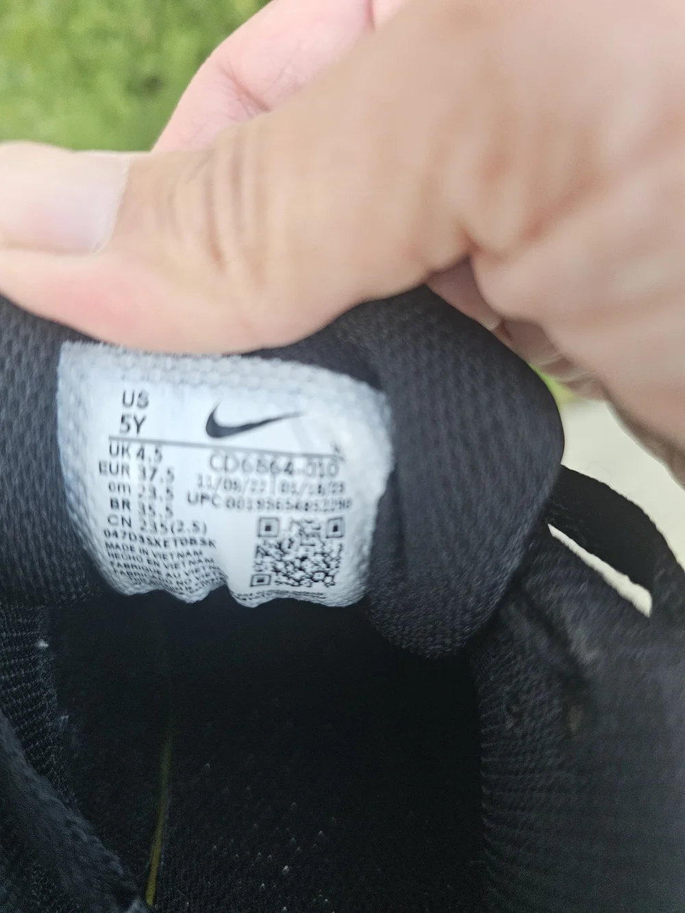 Nike youth air